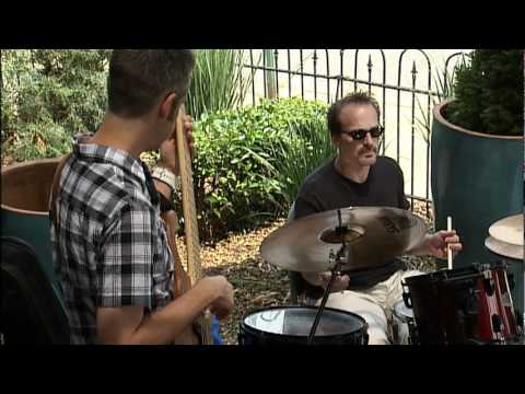 Denny Jiosa Performs in Chattanooga