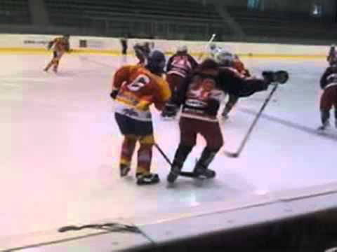 Real Torino - Asiago Ladies Hockey femminile.mov