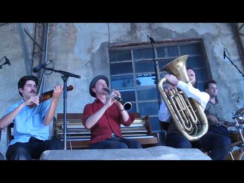 Frog and Henry - Weary Blues - Spirit De Milan, Italy