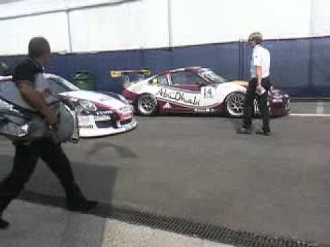 Porsche GT3 uscita dai box di Monza 9/9/11