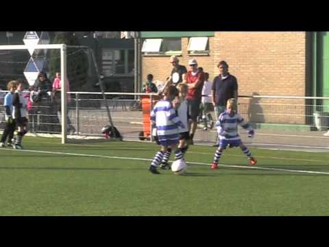 Oliveo F4 - VUC F3 Bekerwedstrijd in Pijnacker