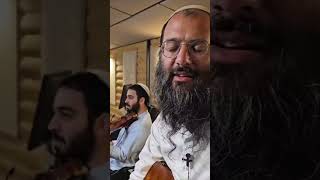 התוועדות הכנה ופתיחת הלב להלל #פסח #הלל #שמחה #ניגון #shorts (הרב שמואל אליהו) - התמונה מוצגת ישירות מתוך אתר האינטרנט יוטיוב. זכויות היוצרים בתמונה שייכות ליוצרה. קישור קרדיט למקור התוכן נמצא בתוך דף הסרטון