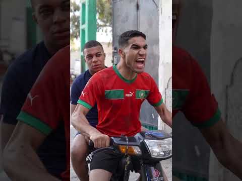 ولا الحومة الحلقة الثانية 😄🤣 #Hakimi#mbappe#ezzalzouli#ounahi#football#morocco#المغرب#كرة_القدم #ai