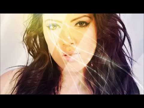 Natalia Damini - Flashing Lights (feat. Alahin)