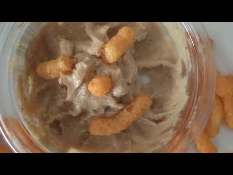 Hummus with cheese puffs