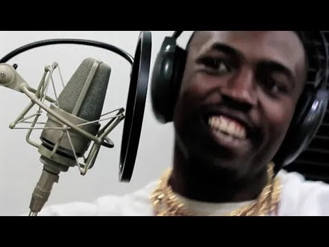 Wildey, El Kimiko & Yordy, Gnio & Dayroni, Sr Nohaya & Mr Don - A Lo Drake Remix (Video Oficial)