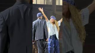 BLUE’S BIG SMILE! Jay-Z &amp; Blue Ivy share a heartwarming hug after their performance #jayz #blueivy