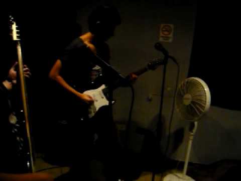 MOTINEURONA-"AKELLOS" TIEMPOS