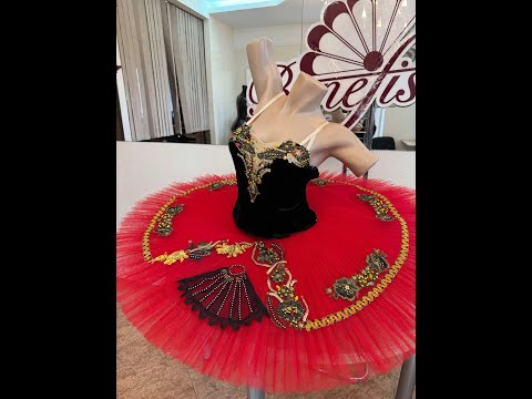 Soloist costume P 1301 - video 8