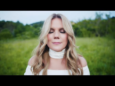 Elis Lovric - Kova je nasa (Official Music Video)