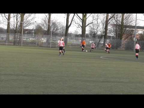 Kersttoernooi Alphense Boys: VV De Meern C1 - Hollandia C1 1-0 Doelpunt Junior