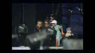 Lisa Marie Presley with children backstage History tour of Michael Jackson