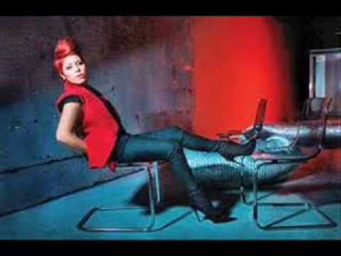 Annely Cole feat Ralfo.