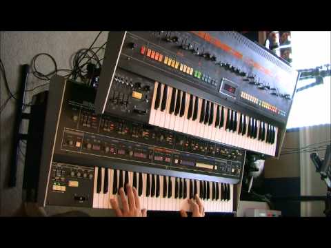Roland Jupiter 8 VS Roland Jupiter 6 "Strings" Comparison