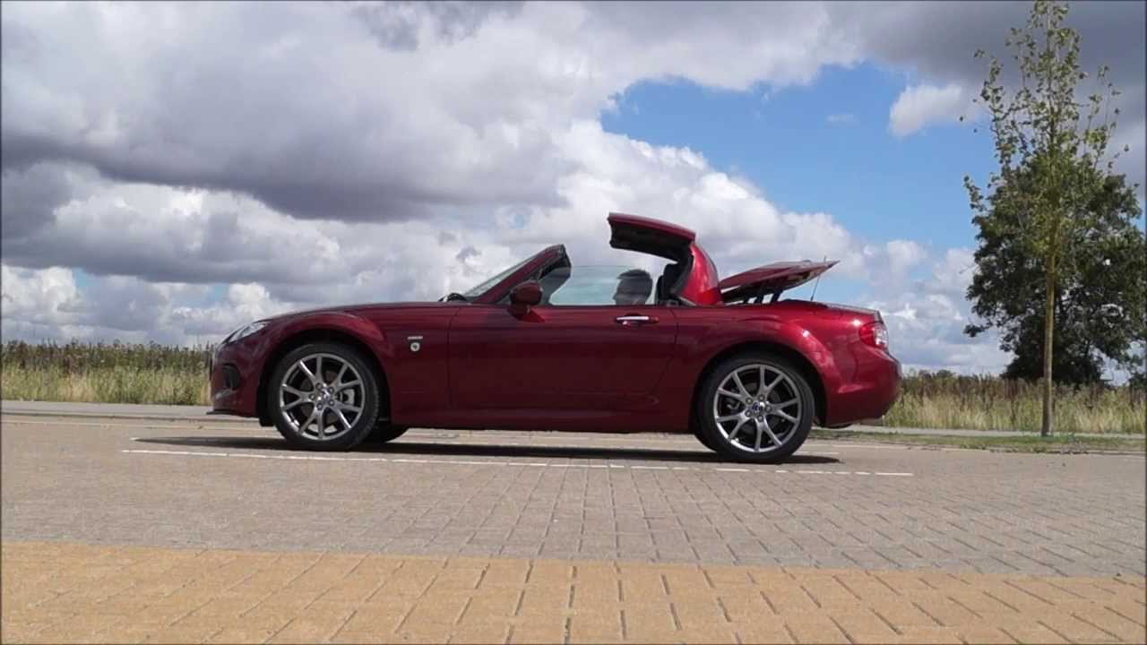 Mazda MX-5 Roadster Coupe Roof Retracting Folding Down