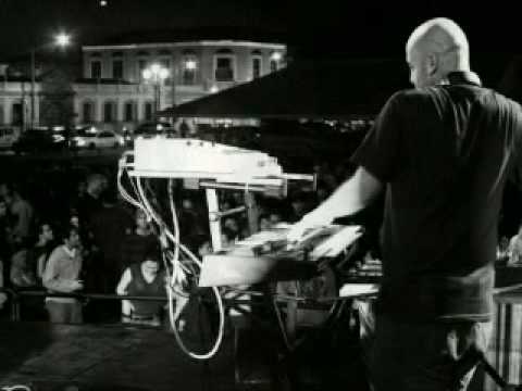 Francis Dávila feat flaminia - lookin´ for love.mpg