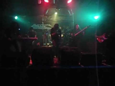 AMA DE LLAVES-Eagly fly free cover-(speed king 04.05.12).AVI