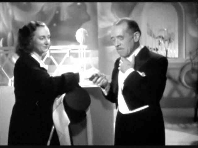 Louis De Funes poprvé ve filmu La Tentation De Barbizon