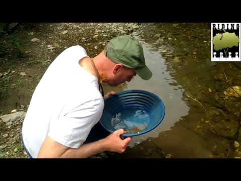 Gold Panning in Gois, Portugal