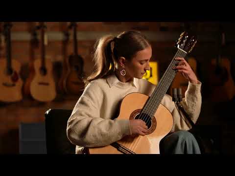 Gran Vals- F. Tarrega performed by Lora Kurusa