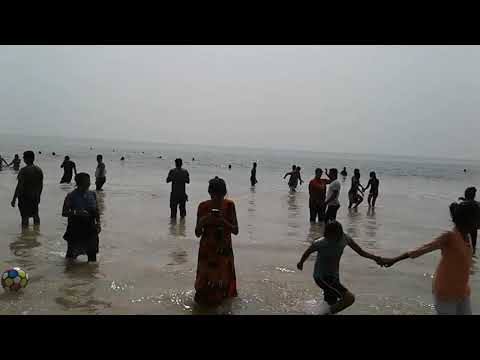 Puri beach me logo ki msti dekhiye