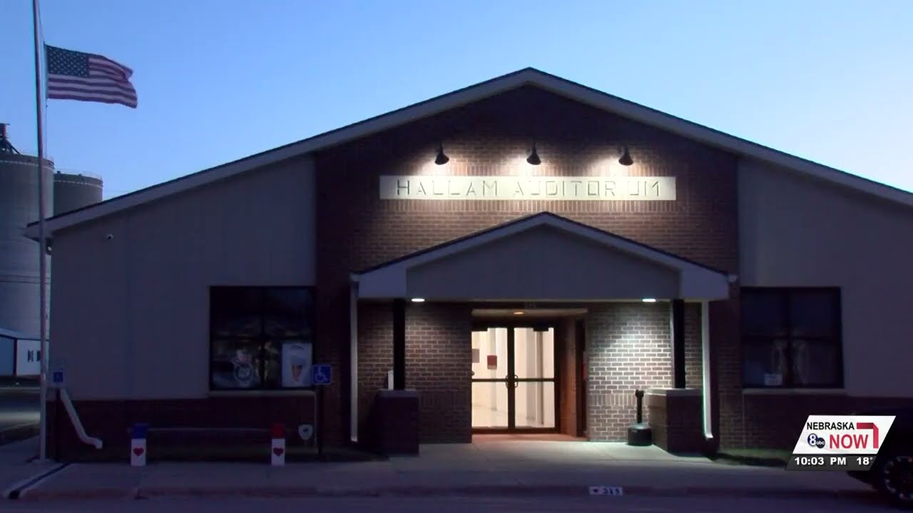 Meeting on proposed 2,400-acre solar farm in Lancaster County gets heated