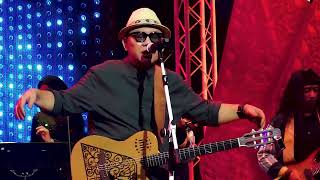 Download lagu KUMALAYANG 2024 - Doel Sumbang mp3 Download lagu KUMALAYANG 2024 - Doel Sumbang mp3