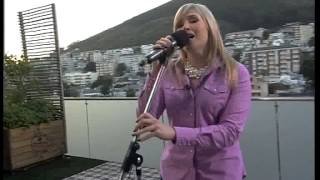 Andriette Norman performs "Sewe Oseane" live (30 July 2014)