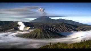 Harry Gregson And Matthew Herbert And Ellie Goulding - I feel strong you know (Lights)