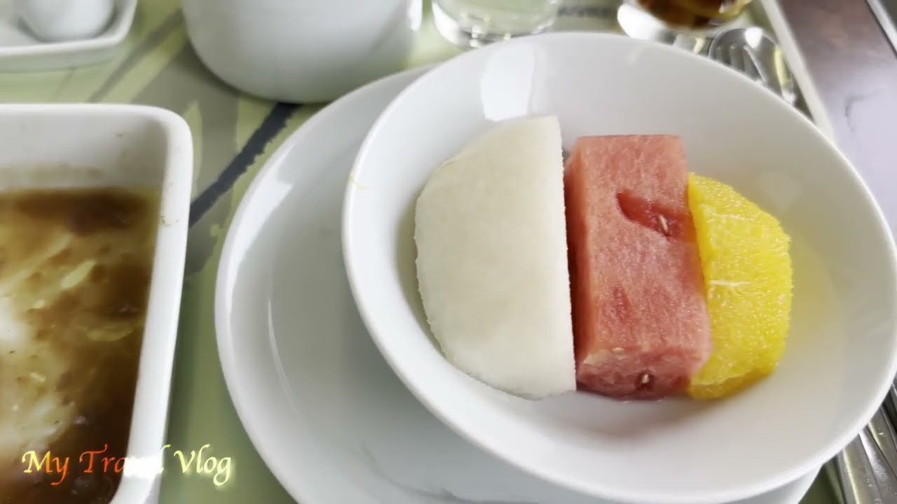 Korean Air KAL Prestige Class Lounge (West) thumbnail