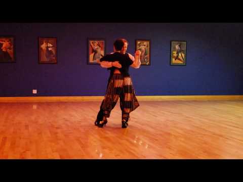 Gretel and Fred improv tango to Zitarrosa