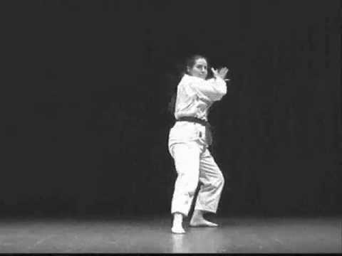 6. Hyong: Chun-Gun, 32 Bewegungen - Vorderansicht