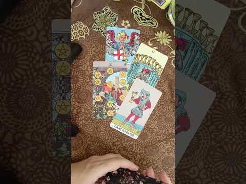 он меня любит? #таро #любовь #tarot #тарорасклад #личныйрасклад #гадалка #гаданиенатаро #отношения