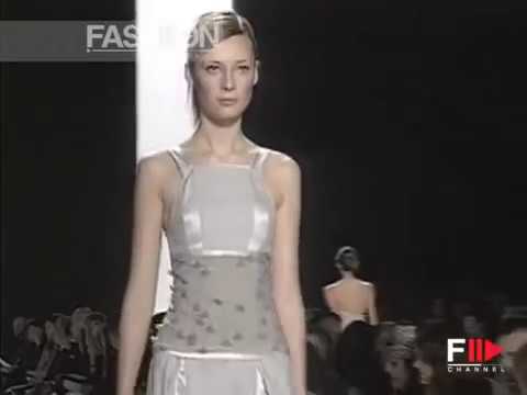"Narciso Rodriguez" Autumn Winter 2004 2005 3 of 3 New York Pret a Porter by FashionChannel
