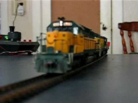 HO scale CNW 923 Lighting display...unit is blurry due to camera not having a Macro setting 1/24/09