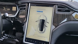 How to Remove Radio / Navigation / Display from Tesla Model S 2013 for Repair.