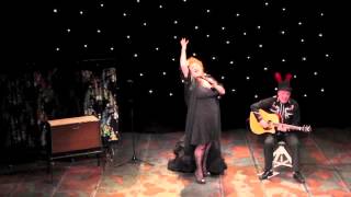 Eve Ferret sings "Jezebel" with Roddy Matthews