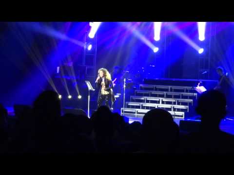Thalia - Habitame Siempre, "Viva Tour" The Wiltern Theatre, Los Angeles