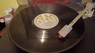 Joan Armatrading - Somebody Who Loves You