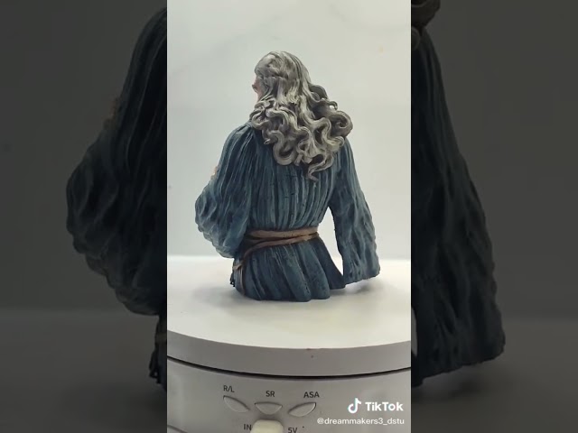 Vídeo relacionado con 2 Broches de Hoja de Elfo Medievales Personalizados Vintage de Resina Para Los Amantes del Señor de los Anillos y Los Hobbits