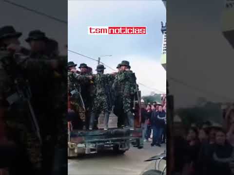 Con tiros al aire y pólvora, las disidencias de las Farc sepultaron a alias 'El Flaco'