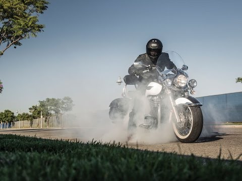 H-D Heritage Softail Classic vs. Moto Guzzi Eldorado vs. Triumph Thunderbird LT