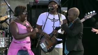 Angelique Kidjo - Full Concert - 08-13-06 - Newport Jazz Festival (OFFICIAL)