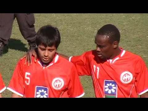 Occupé Bayenga jugando en Cañuelas
