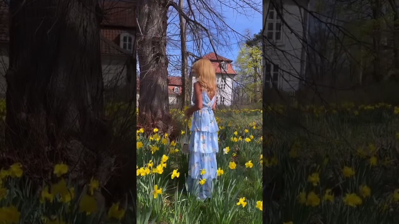 An elegant and trendy Floral Maxi | perfect summer look