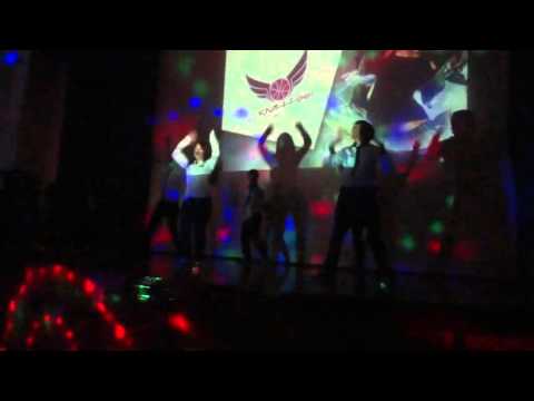 KM4- Feel dance cover/  進撃の巨人OP Shingeki no Kyojin