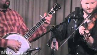 Cluck Old Hen, Foghorn Stringband