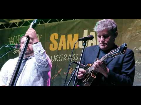 Dark as the Night, Blue as the Day / Lou Reid, Russell Moore and IIIrd Tyme Out