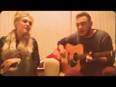 Ali Fawcett & Jess Richardson - Sex (The 1975 acoustic cover)