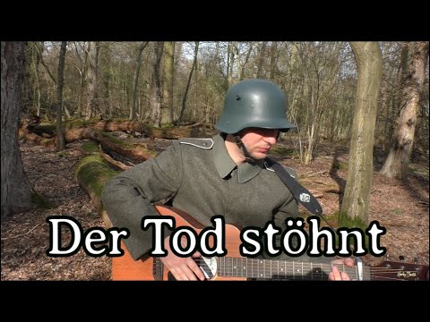 German Soldier Sings: Der Tod stöhnt in den kurischen Wäldern [LIVE][+ English Translation]